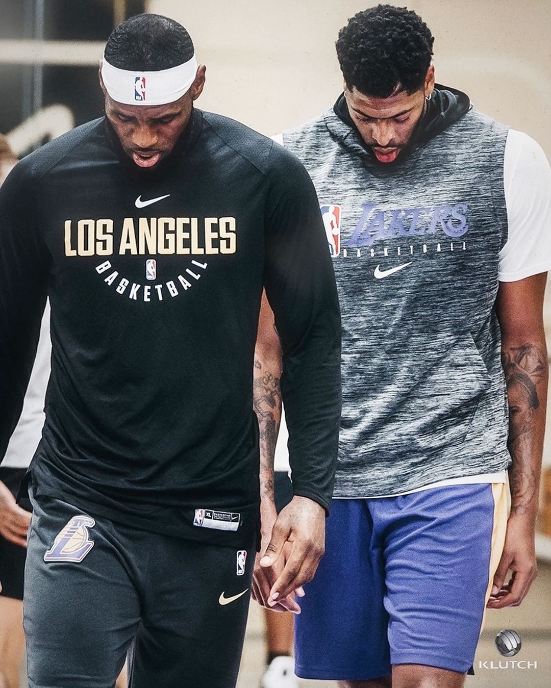 余嘉豪12分7篮板助球队险胜，篮板队内最高&得分第三（余嘉豪贡献12分7篮板助队险胜，篮板居队内首位、得分列第三）