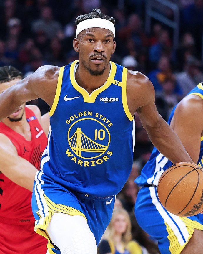 孔德超越朗格莱，成为巴萨队史出场第3多的法国球员（孔德超朗格莱，位列巴萨队史法国球员出场数第三）