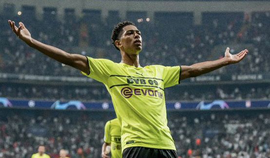 颜骏凌晒自己和范德萨的合影：这一切都是值得的❤（颜骏凌分享与范德萨合照：所有付出都值得❤️）