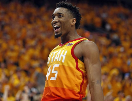 博斯：很惊讶曼城放走阿尔瓦雷斯；我与西蒙尼执教理念相反（博斯惊讶曼城放走阿尔瓦雷斯：我的执教理念与西蒙尼相悖）