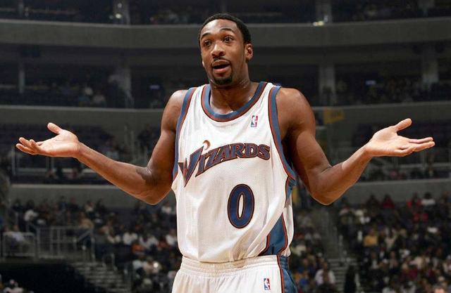 早报：英格兰流行下克上（早报：英格兰爆冷成风）