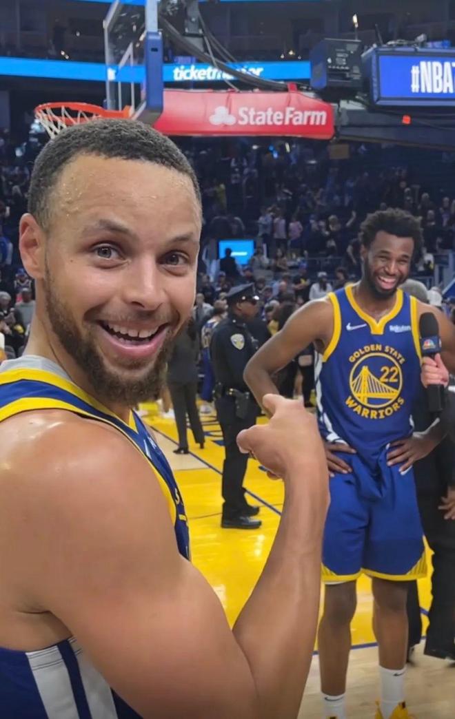 穆雷：我这些年进过不少关键球，但关键球给约基奇是有原因的（穆雷：这些年我也进了不少关键球，但关键时刻把球交给约基奇自有其因）