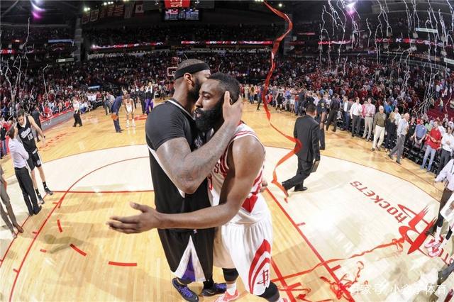 意甲三分制时代以来，米兰前14轮拿超过30分最终都排名前三（三分制以来，米兰首14轮拿到30+分的赛季最终均跻身前三）