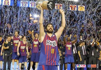 官方：德国队明年3月31日将与加纳队进行国际友谊赛（官方宣布：德国队将于明年3月31日与加纳队进行一场国际友谊赛）