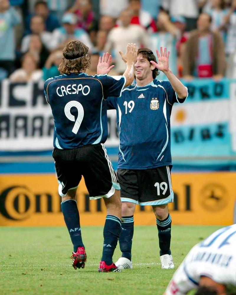 顶级助攻手：法国国脚&曼城10号谢尔基对阵樱桃数据（助攻大师：法国国脚曼城10号谢尔基对樱桃数据盘点）