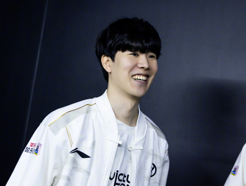 中的一大悬 中的一大悬